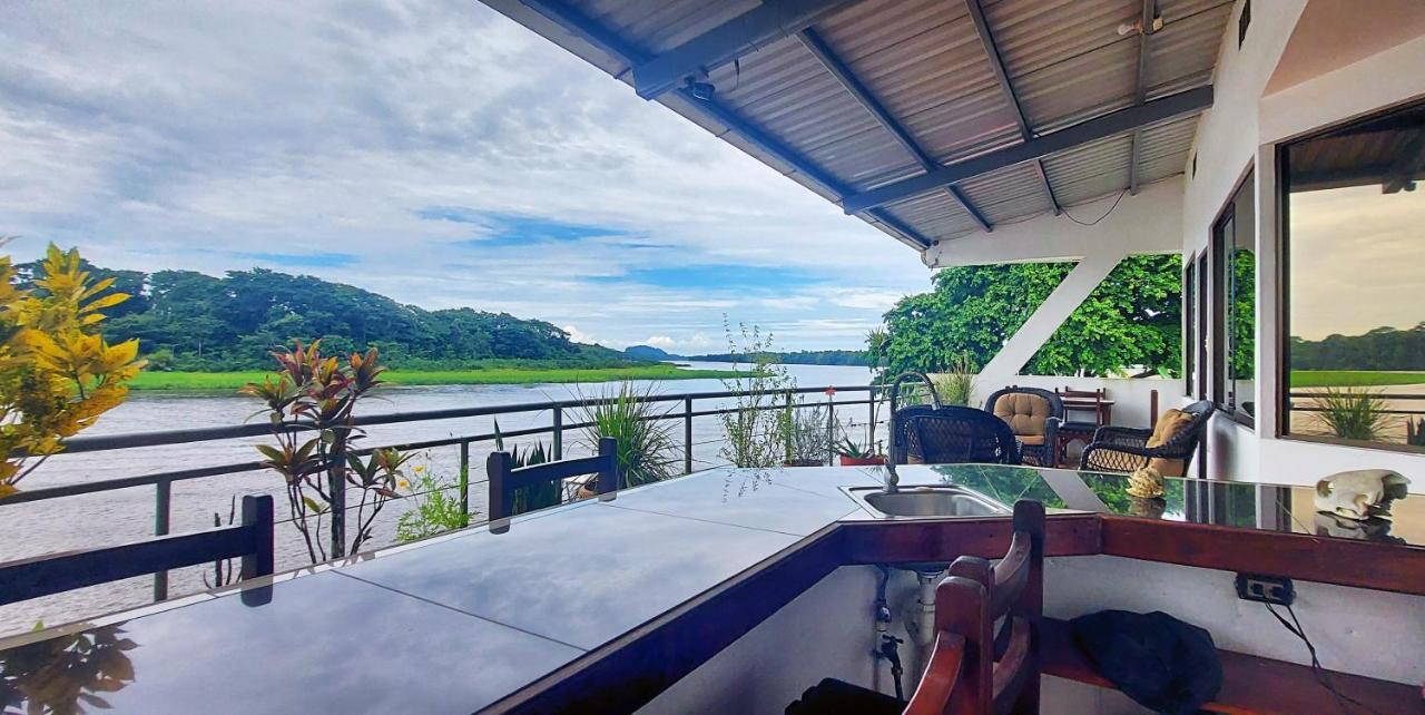 Tortuguero Adventures Guesthouse Εξωτερικό φωτογραφία