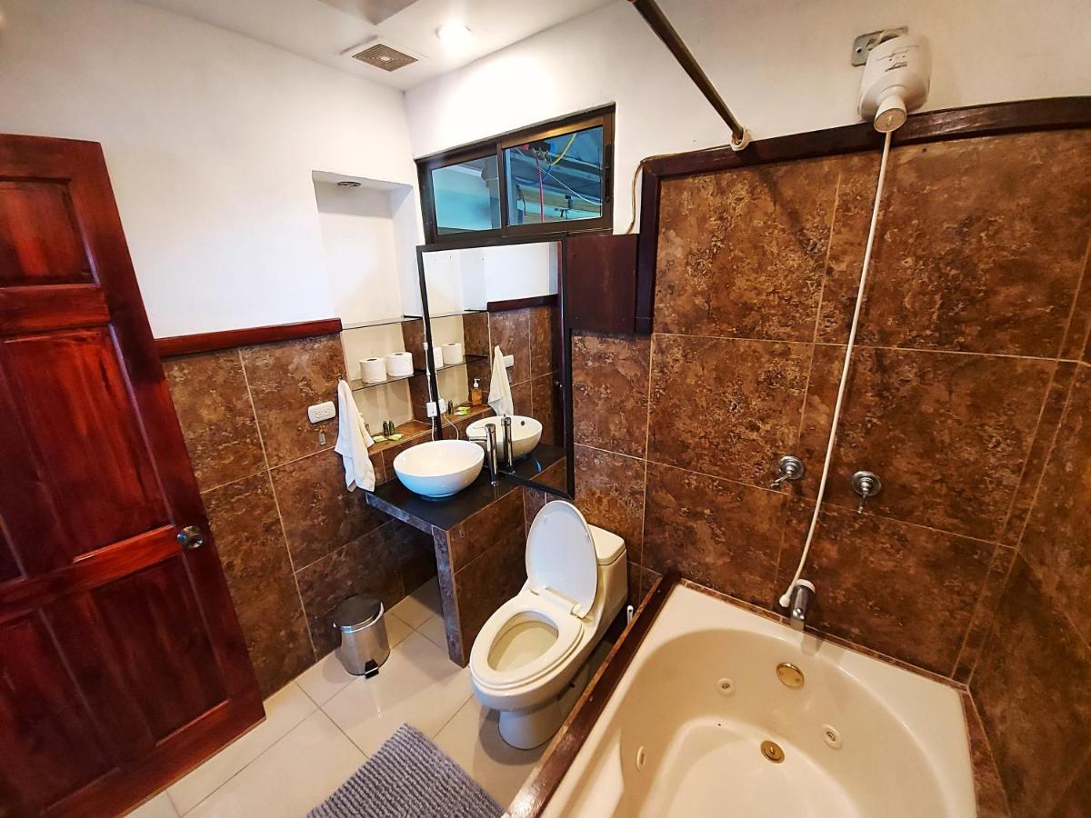 Tortuguero Adventures Guesthouse Εξωτερικό φωτογραφία